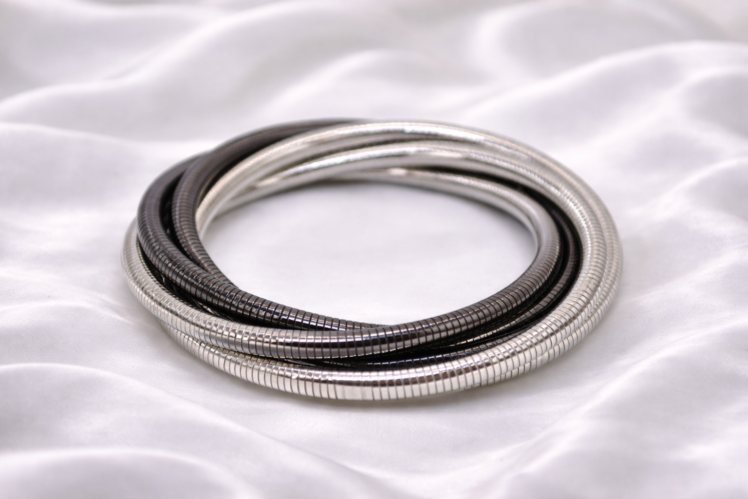 Dual-Tone Coil Bangle Set