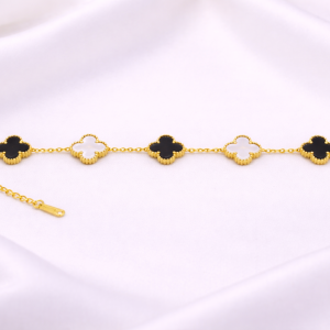 Monochrome Clover Harmony Bracelet