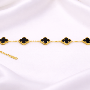 Midnight Clover Chain Bracelet