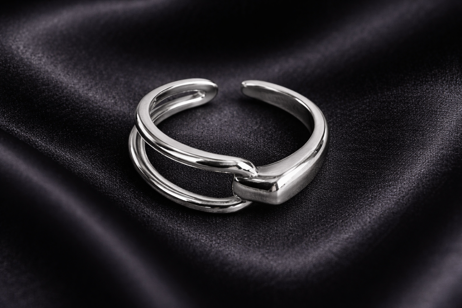 Axis Loop Silver Ring