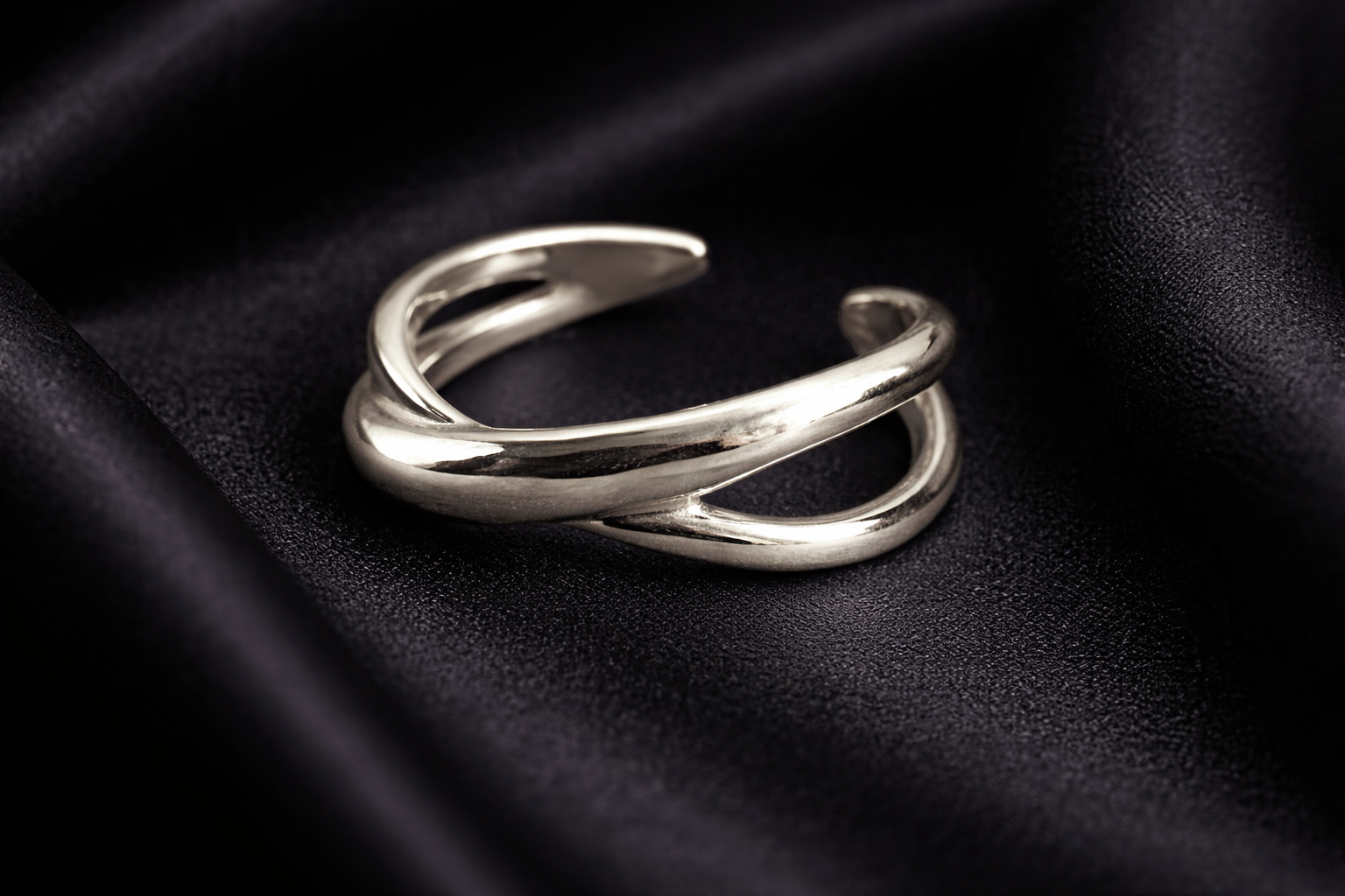 Infinity Flow Silver Ring
