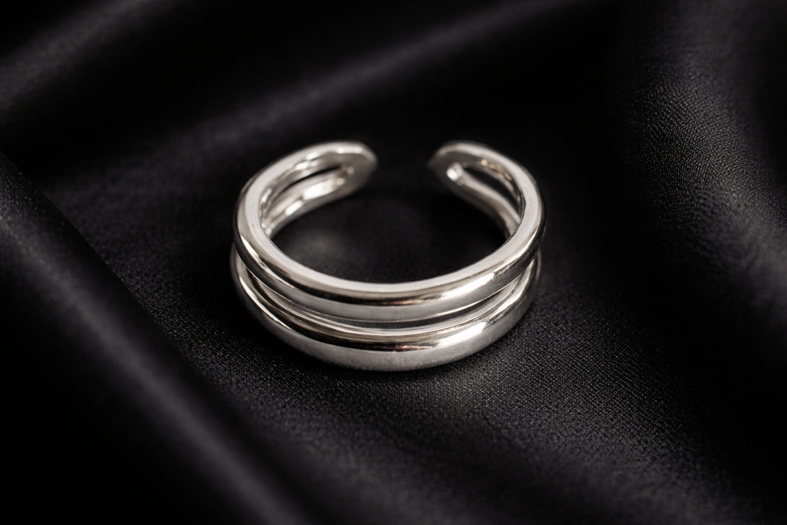 Luna Curve Silver Ring